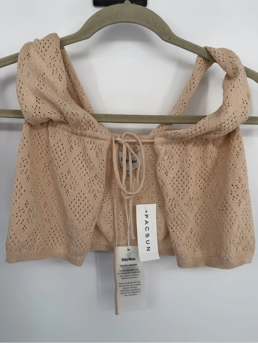 Rhythm. lightweight beige